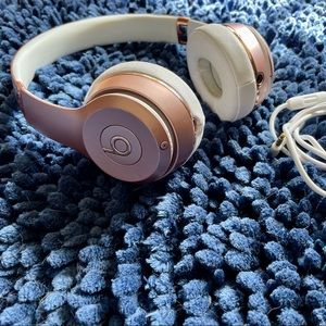 beats solo 3 rose gold Beats by Dre headphones